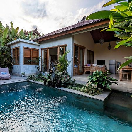 Villa Ulun Mertha - 1Br Private Villa ウブド 部屋 写真